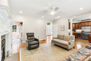 30 Gale Rd, Hampton, NH 03842, USA Photo 38