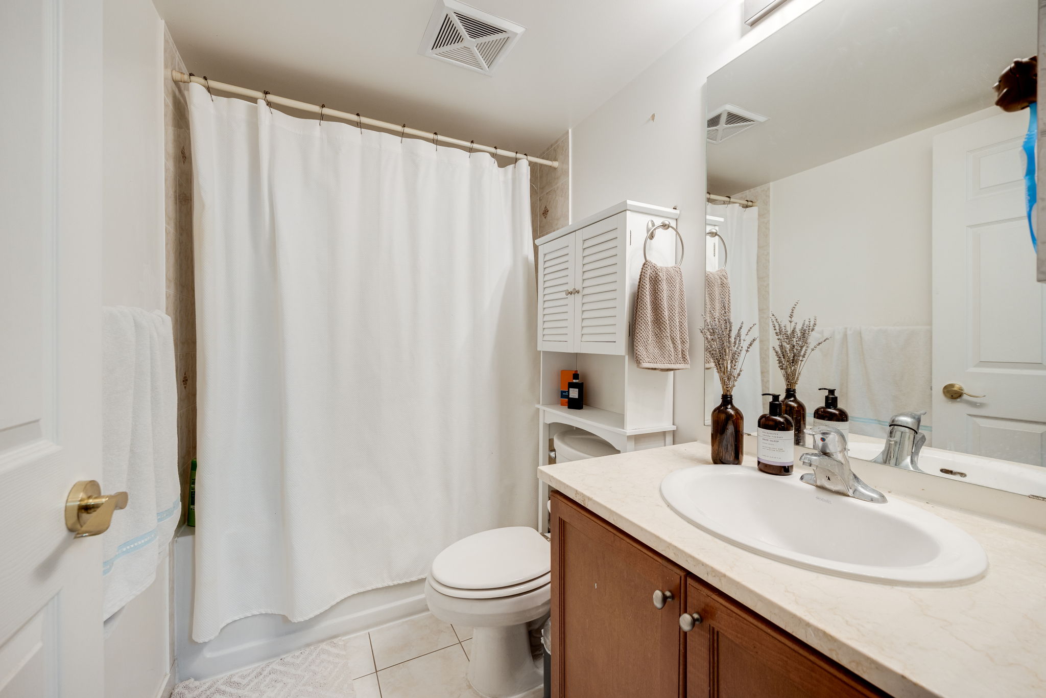 Toronto property showcase — delivered property photograph 16