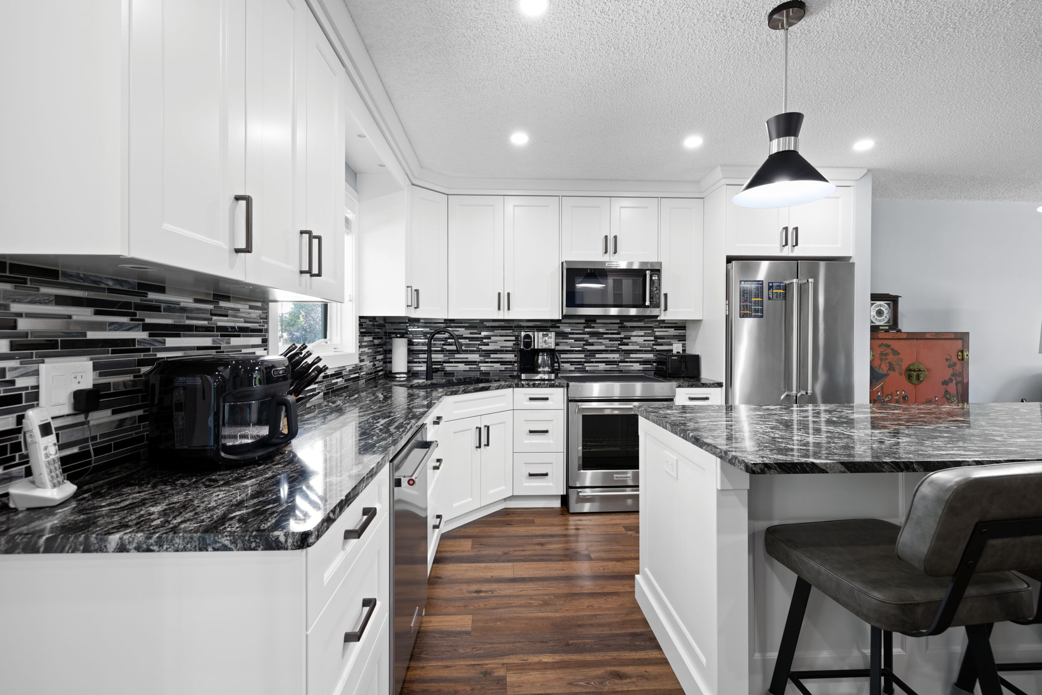 11. 30 Greensboro Dr. - Photos (185) - Kitchen