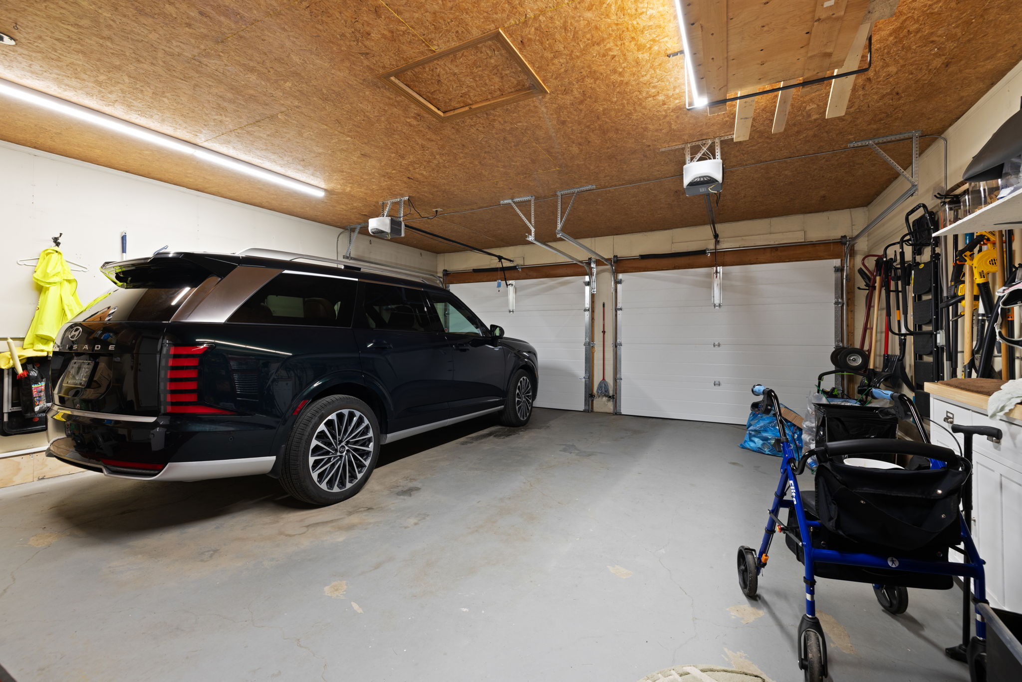 37. 30 Greensboro Dr. - Photos (185) - Interior Garage