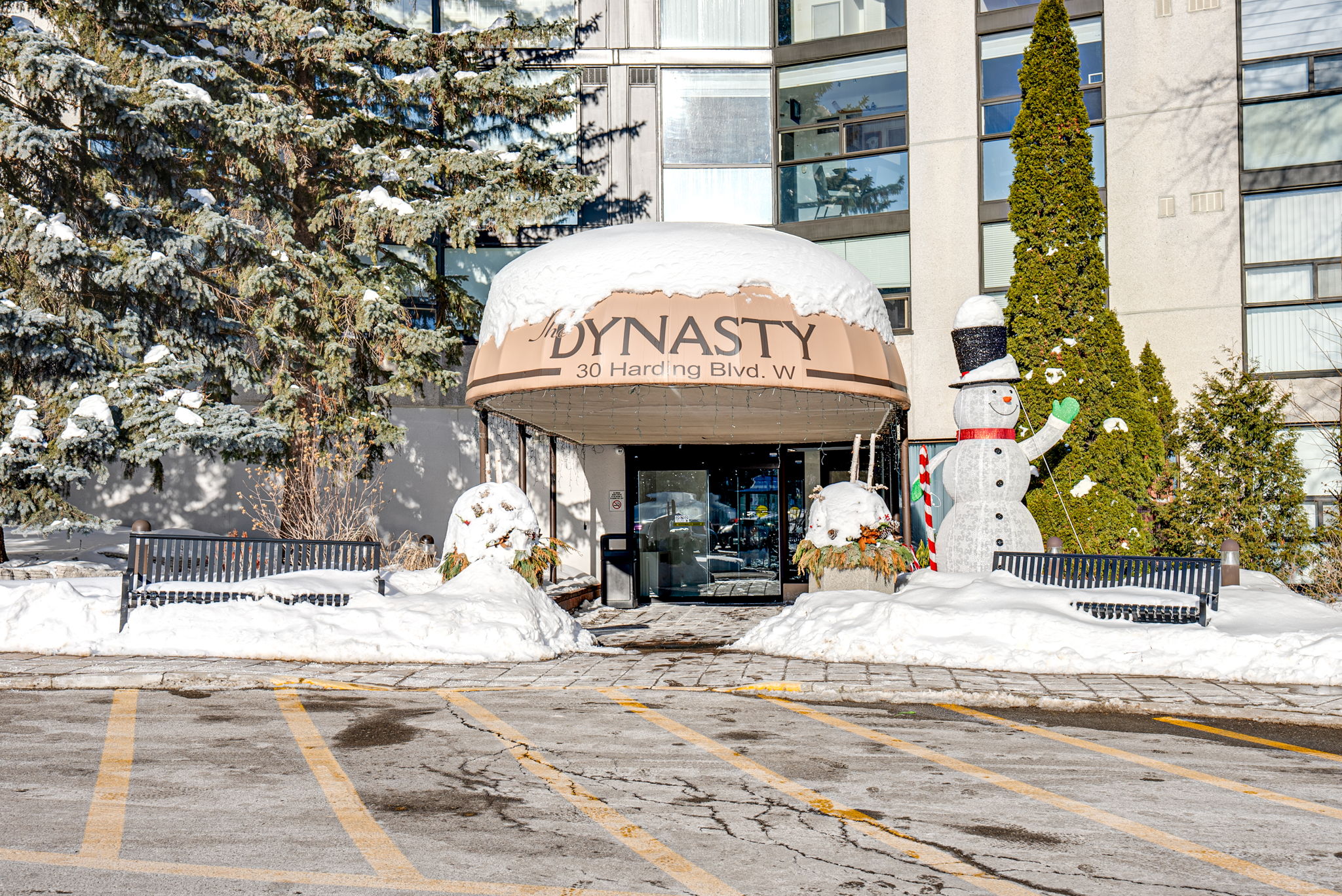 30 Harding Blvd W Unit PH 01 Richmond Hill, ON L4C 9M3