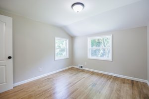  Photo 37