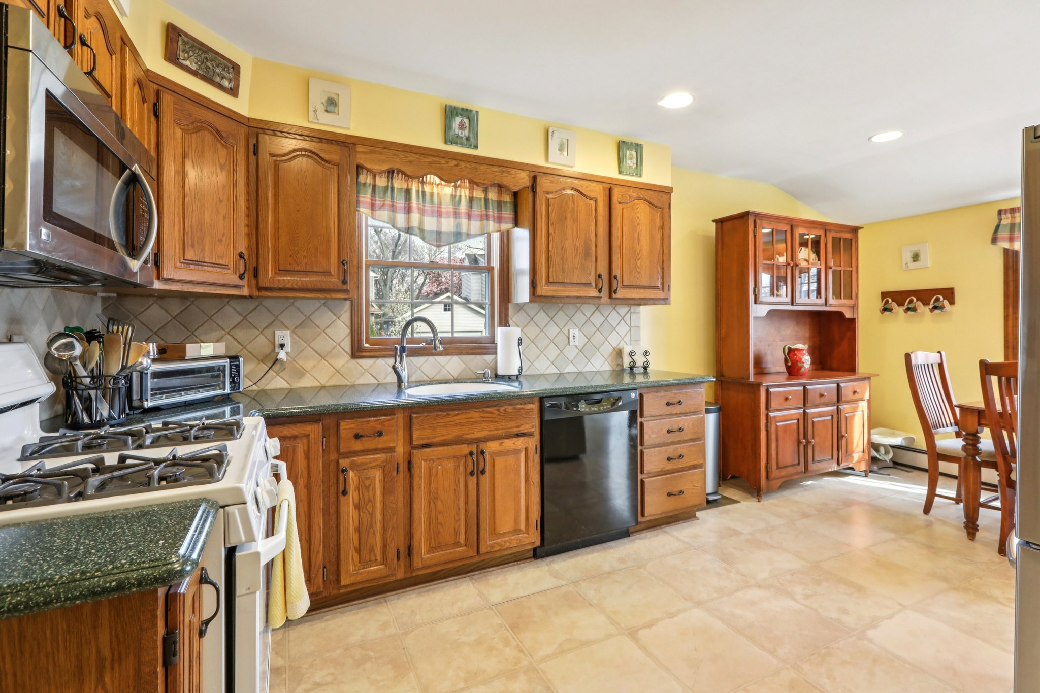 Lincoln Pl-S1404-014.jpg