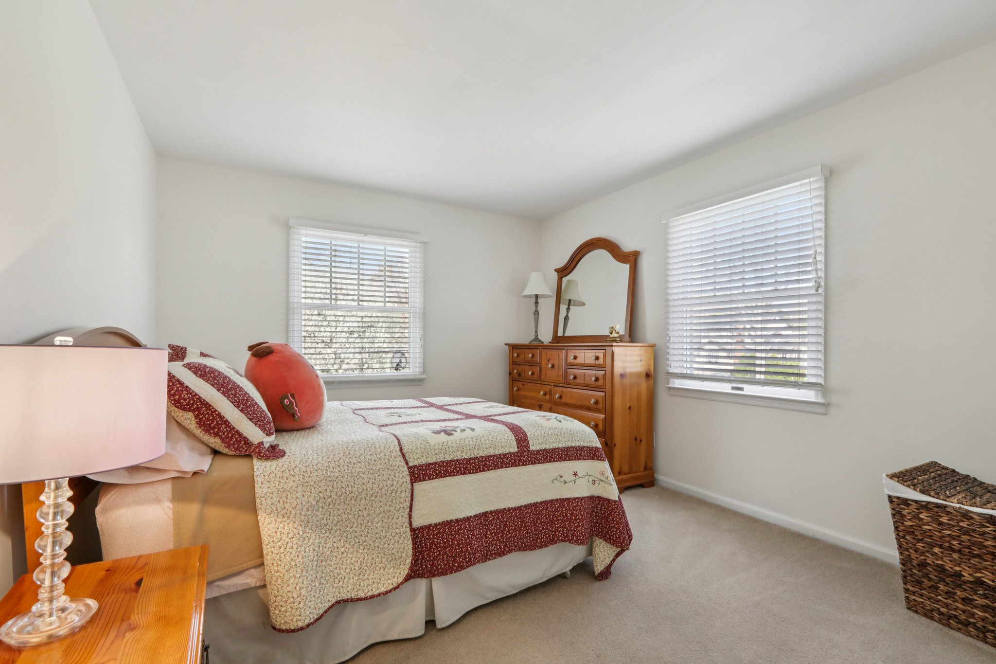 Lincoln Pl-S1404-030.jpg