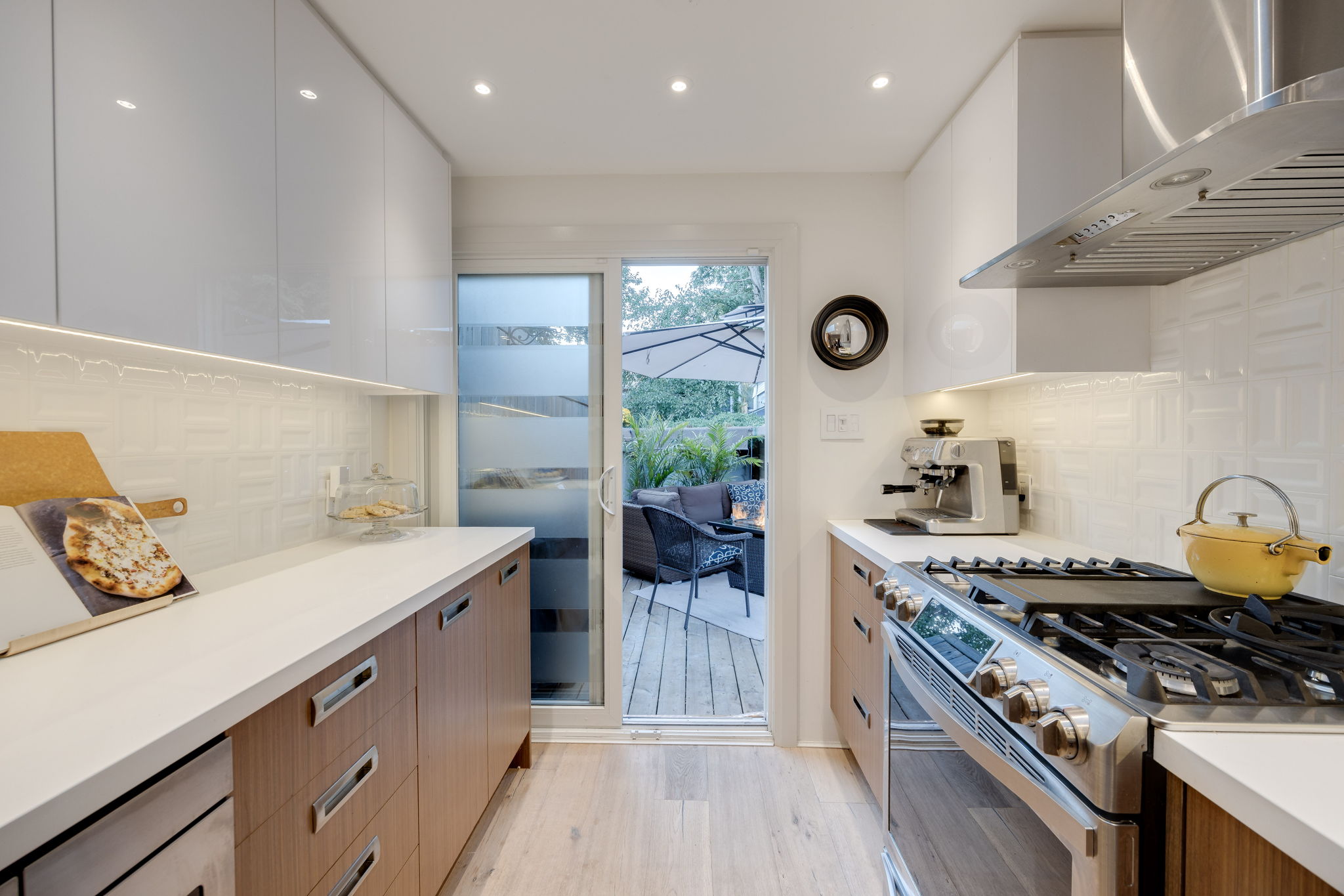 Toronto property showcase — delivered property photograph 9
