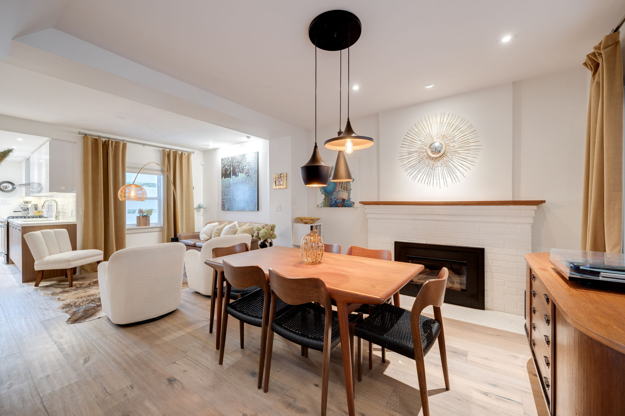Toronto property showcase — delivered property photograph 16