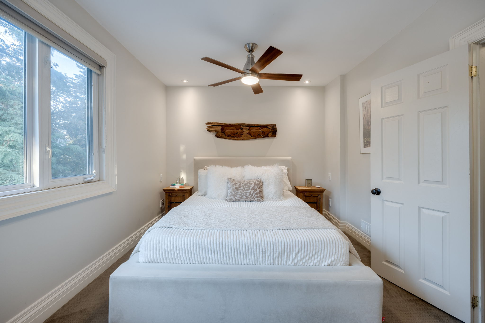 Toronto property showcase — delivered property photograph 25