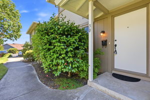 004_F8_30 Miramonte Dr