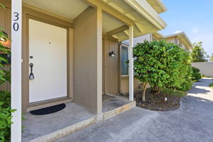 005_F8_30 Miramonte Dr
