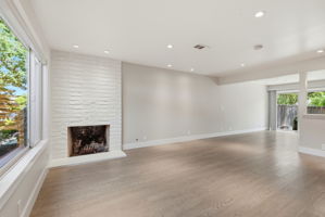 007_F8_30 Miramonte Dr