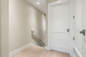 019_F8_30 Miramonte Dr