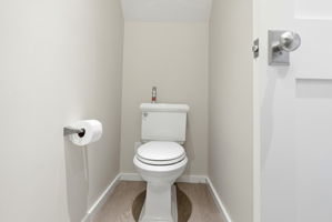 031_F8_30 Miramonte Dr