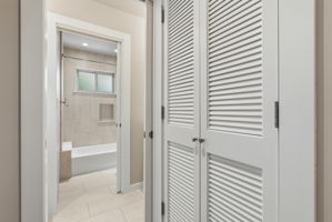 032_F8_30 Miramonte Dr