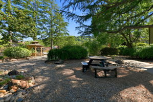 041_F8_30 Miramonte Dr