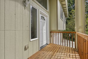 Photo 0