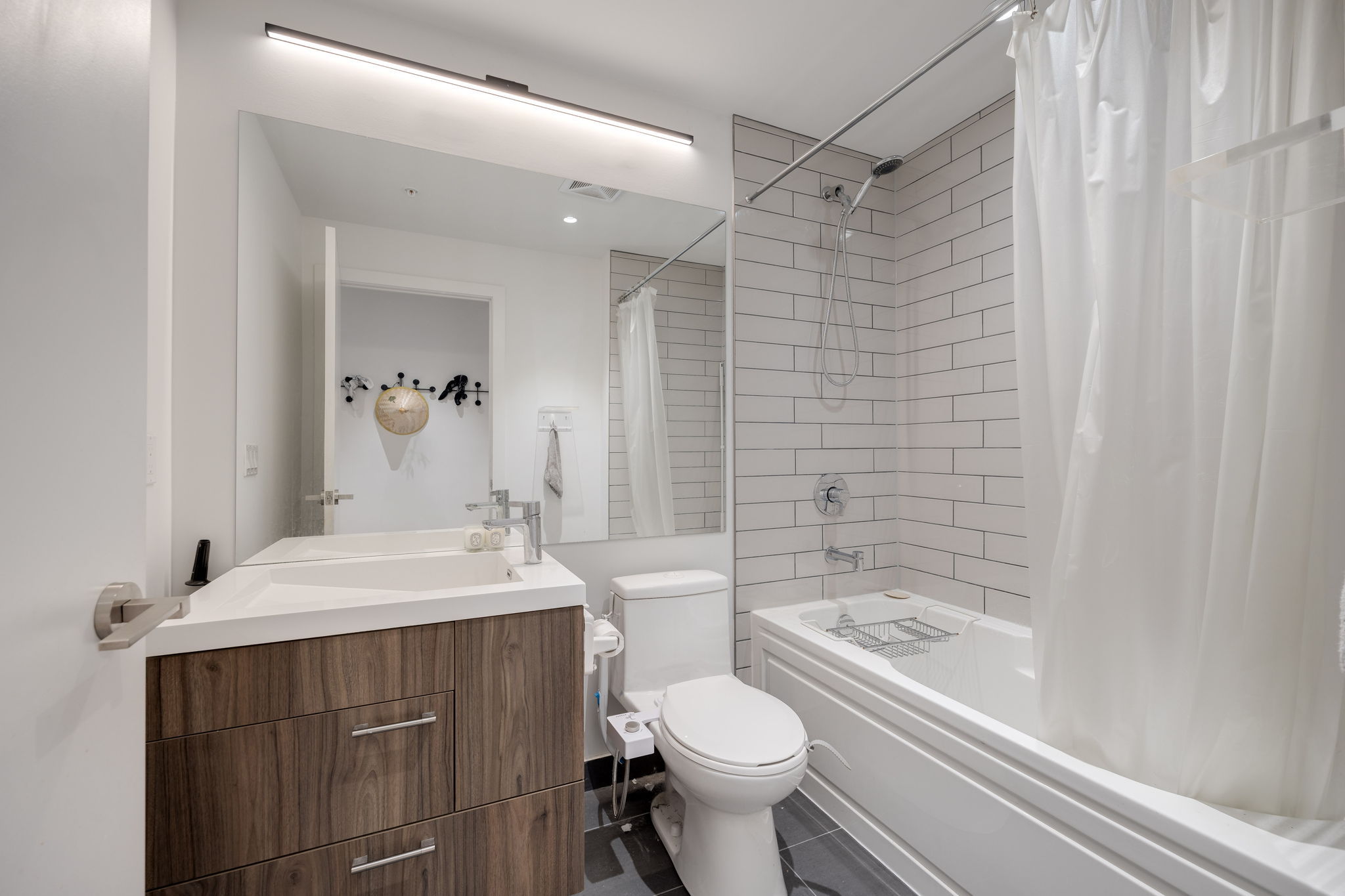 Toronto property showcase — delivered property photograph 13
