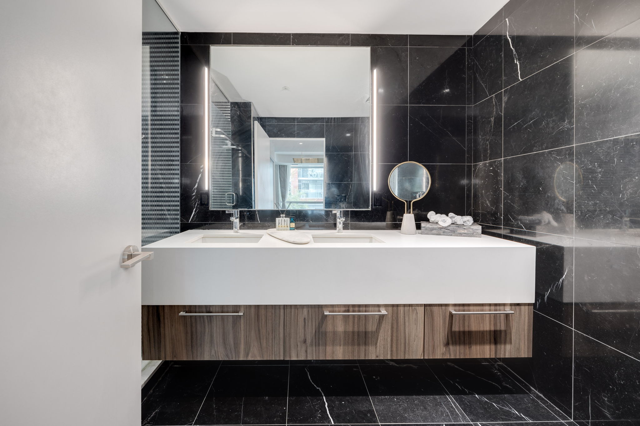 Toronto property showcase — delivered property photograph 27