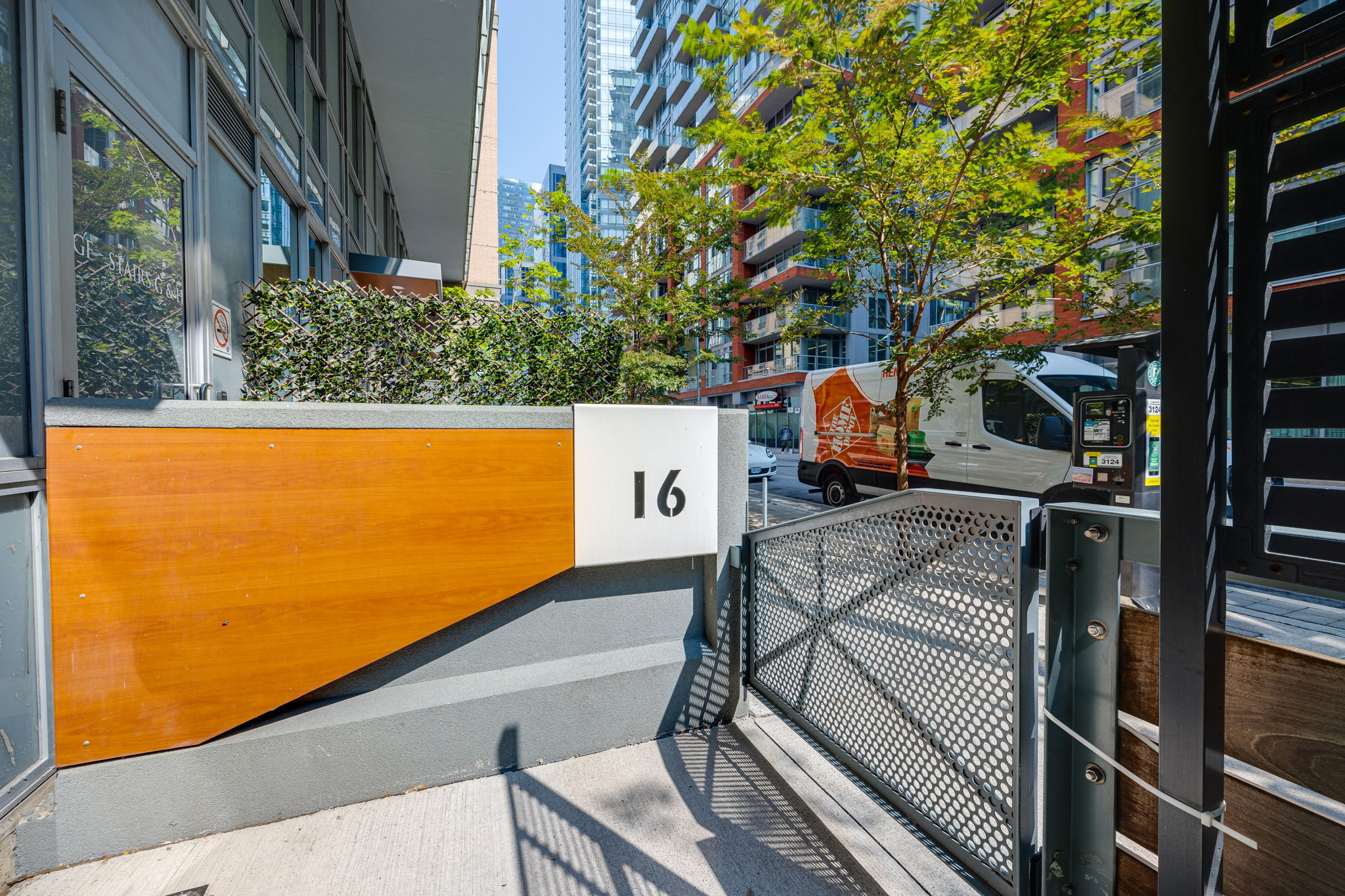 Toronto property showcase — delivered property photograph 53