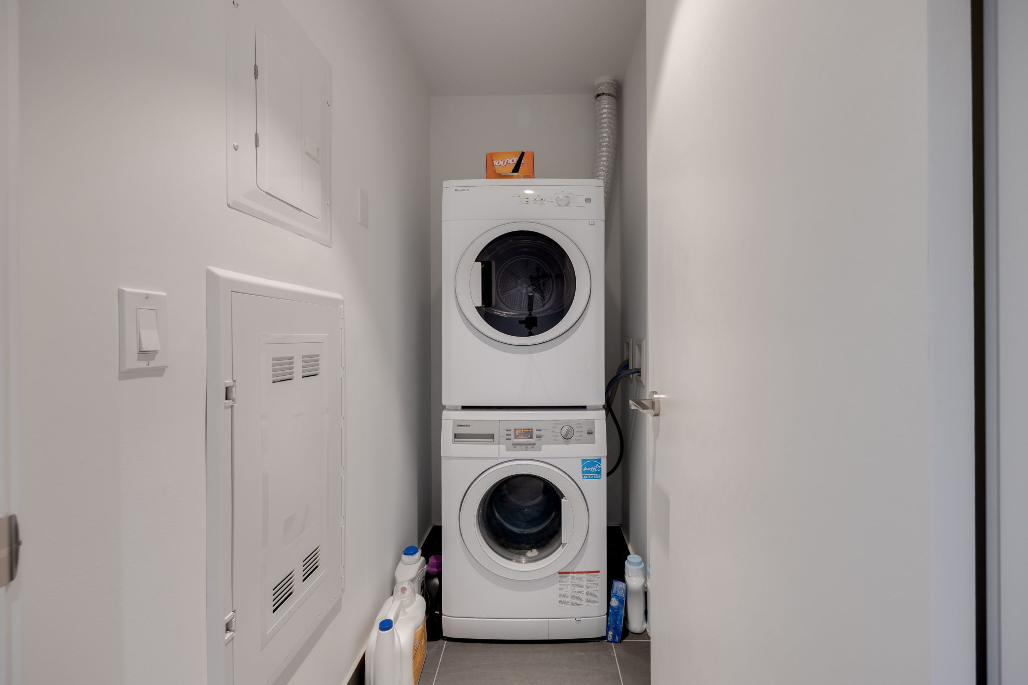 Toronto property showcase — delivered property photograph 29