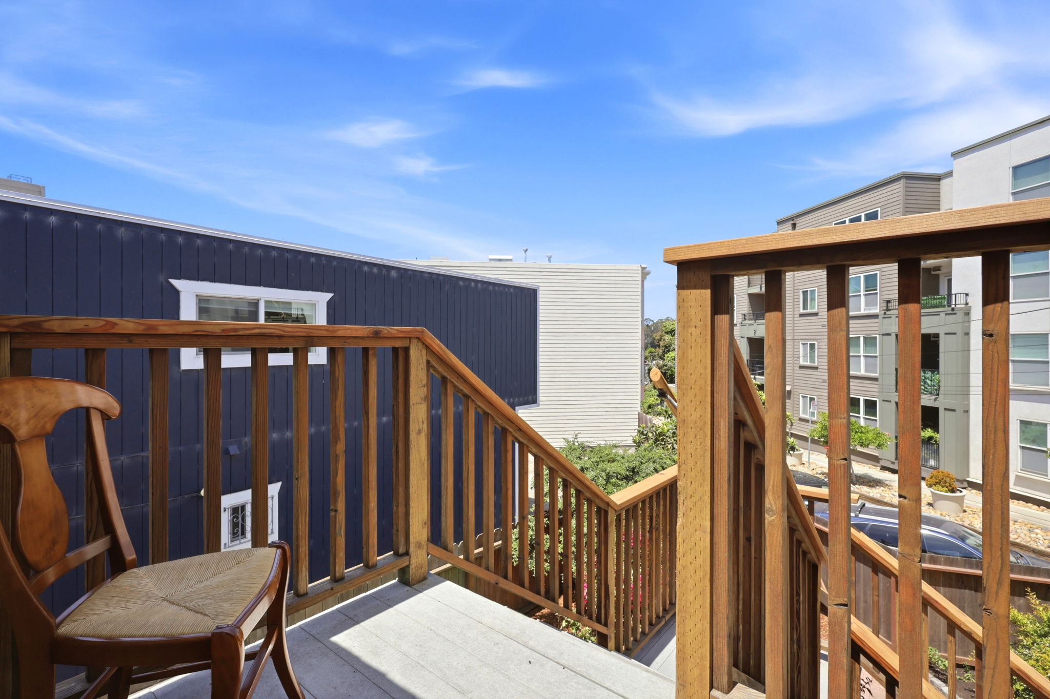 030_F8_30 Niantic Ave