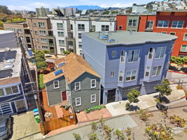 006_F8_AERIAL_30 Niantic Ave