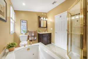 Main Bath-2nd floor