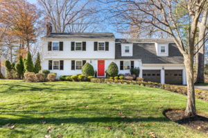  30 Plymouth River Rd, Hingham, MA 02043, US Photo 1