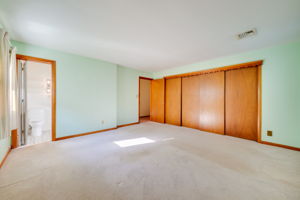  30 Robin Rd, Farmington, CT 06032, US Photo 19