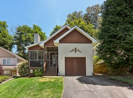 S Cottage Ct-003.jpg