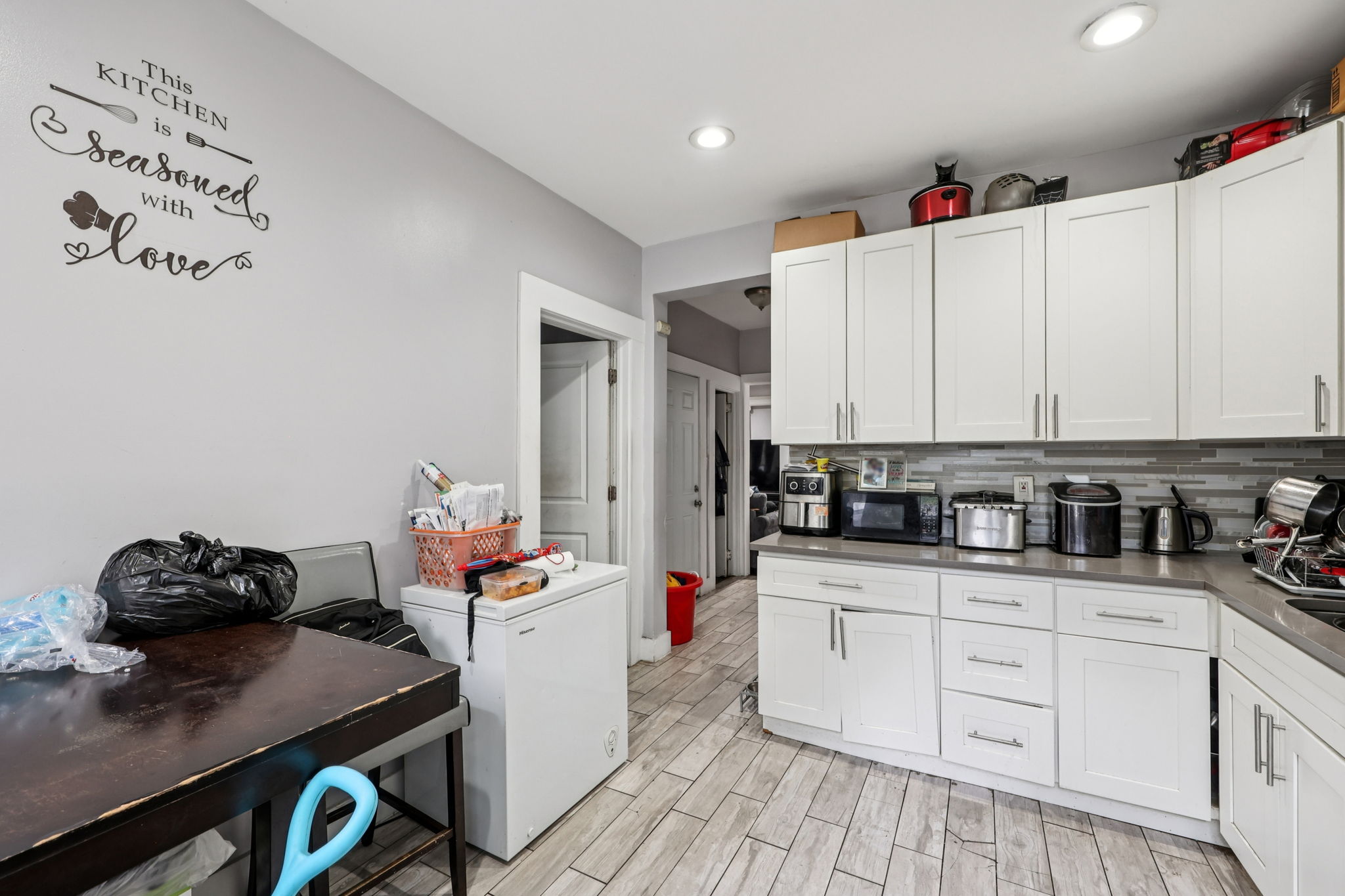 Sheffield St-L2709-015