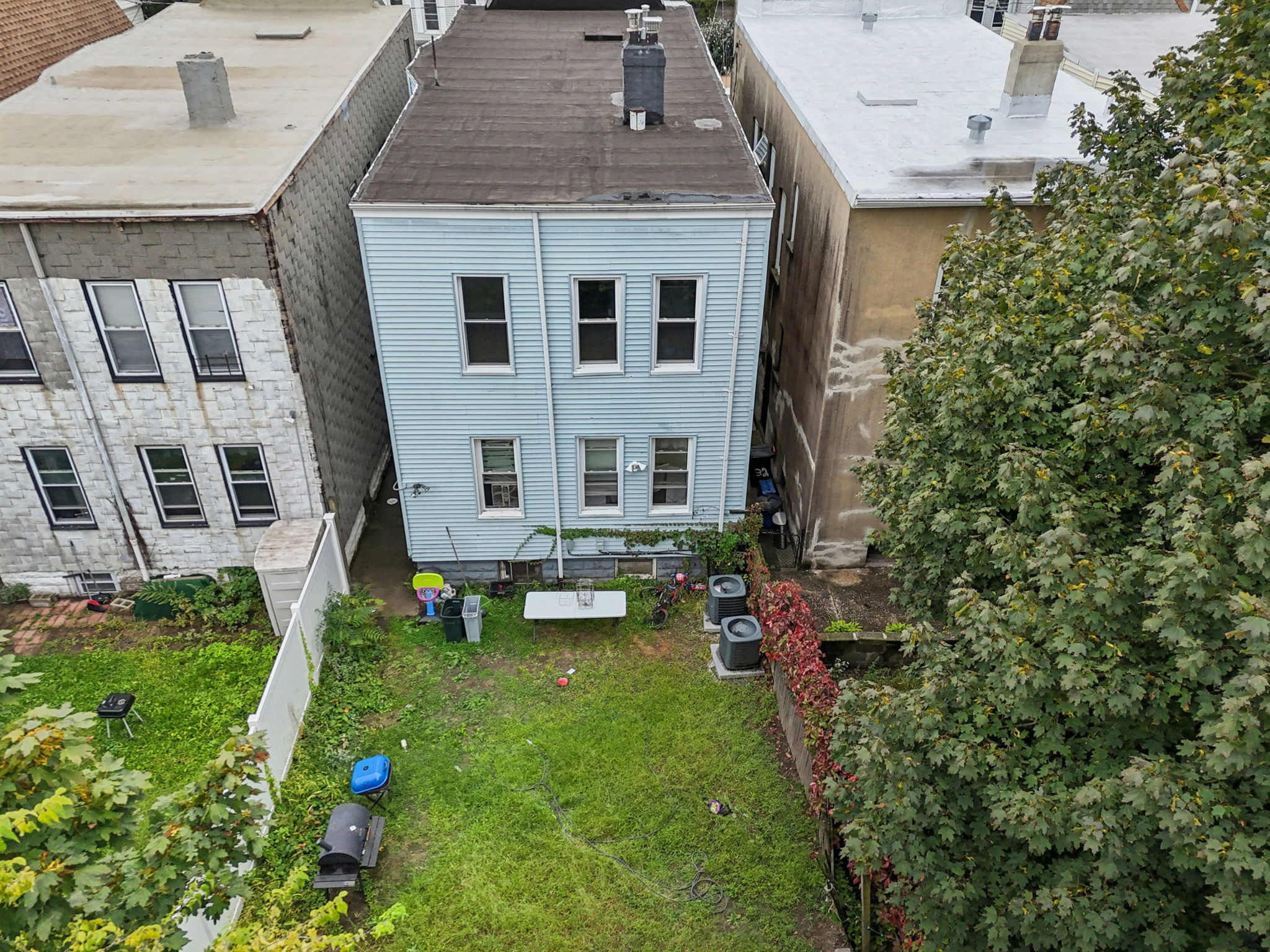 Sheffield St-L2709-057