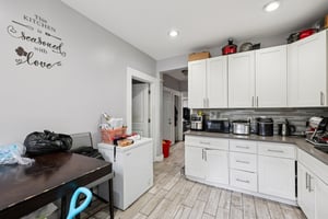 Sheffield St-S2609-012.jpg