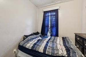 Sheffield St-S2609-018.jpg