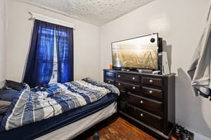 Sheffield St-S2609-019.jpg