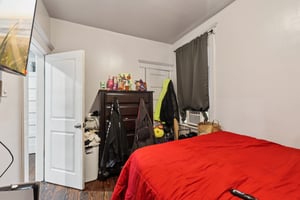 Sheffield St-S2609-021.jpg