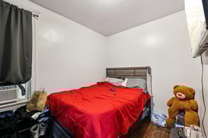 Sheffield St-S2609-022.jpg