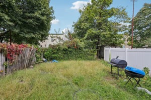 Sheffield St-S2609-042.jpg