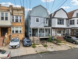 Sheffield St-S2609-063.jpg