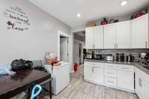 Sheffield St-L2709-015