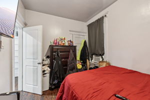 Sheffield St-L2709-021