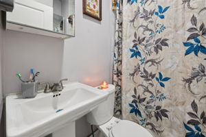 Sheffield St-L2709-022