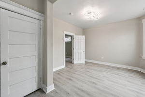 Sheffield St-L2709-031