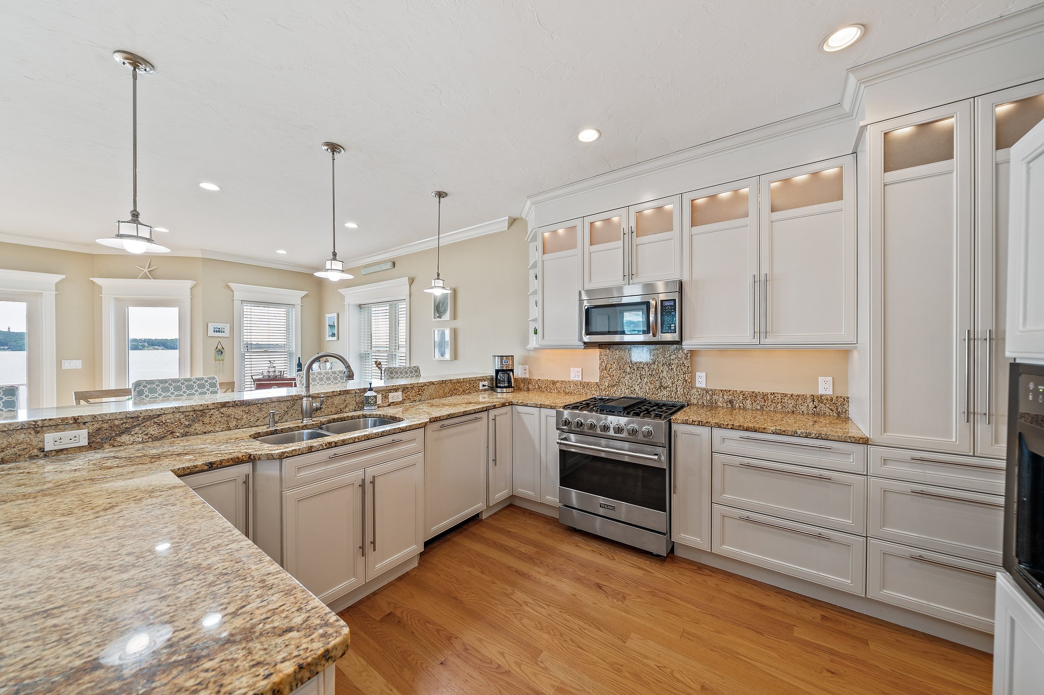 30 Shore Dr, Kingston, MA 02364, US Photo 11