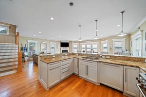30 Shore Dr, Kingston, MA 02364, US Photo 11