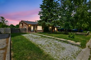 30 Smyth Crescent_100 day to dusk.jpeg