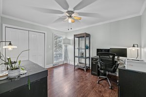  Photo 23