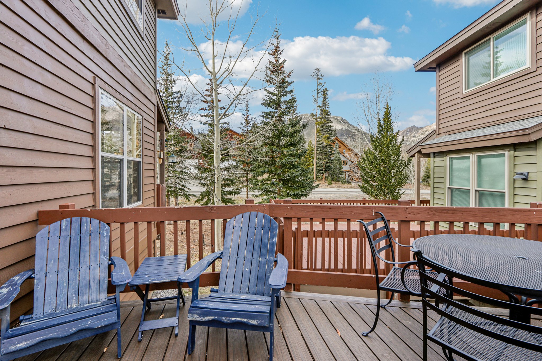 Twenty Grand Ct-S1311-039.jpg