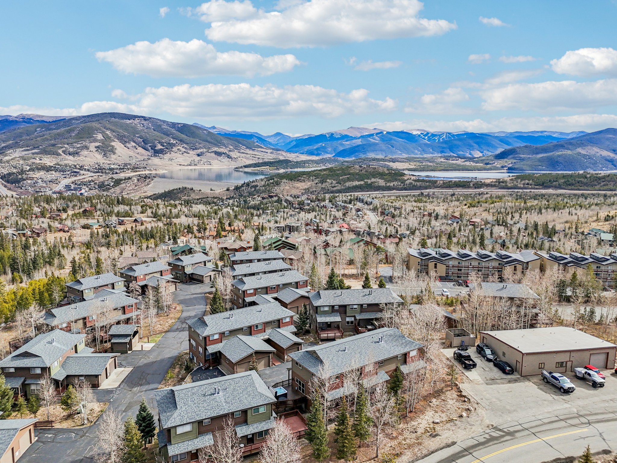 Twenty Grand Ct-S1311-055.jpg