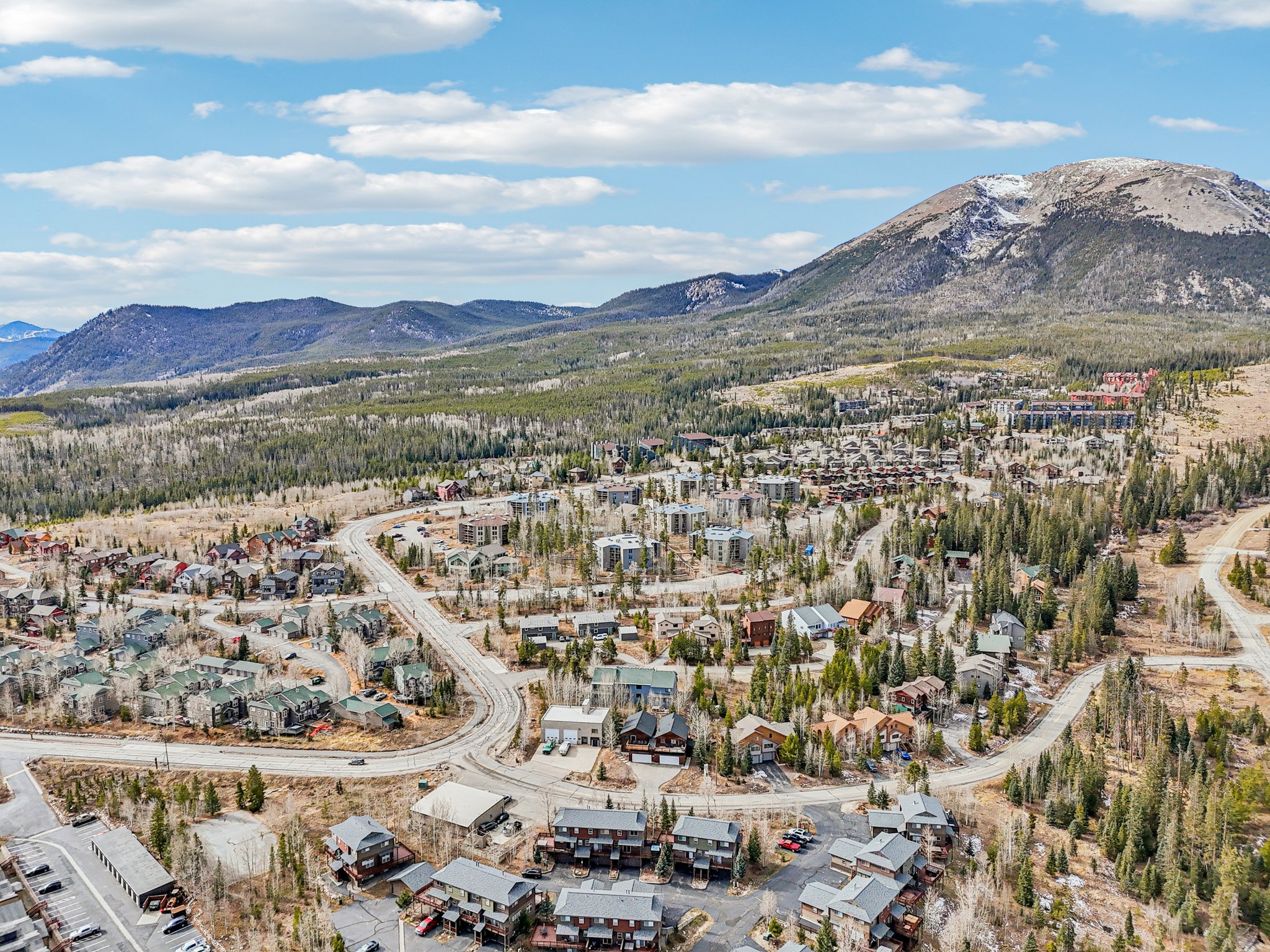 Twenty Grand Ct-S1311-069.jpg