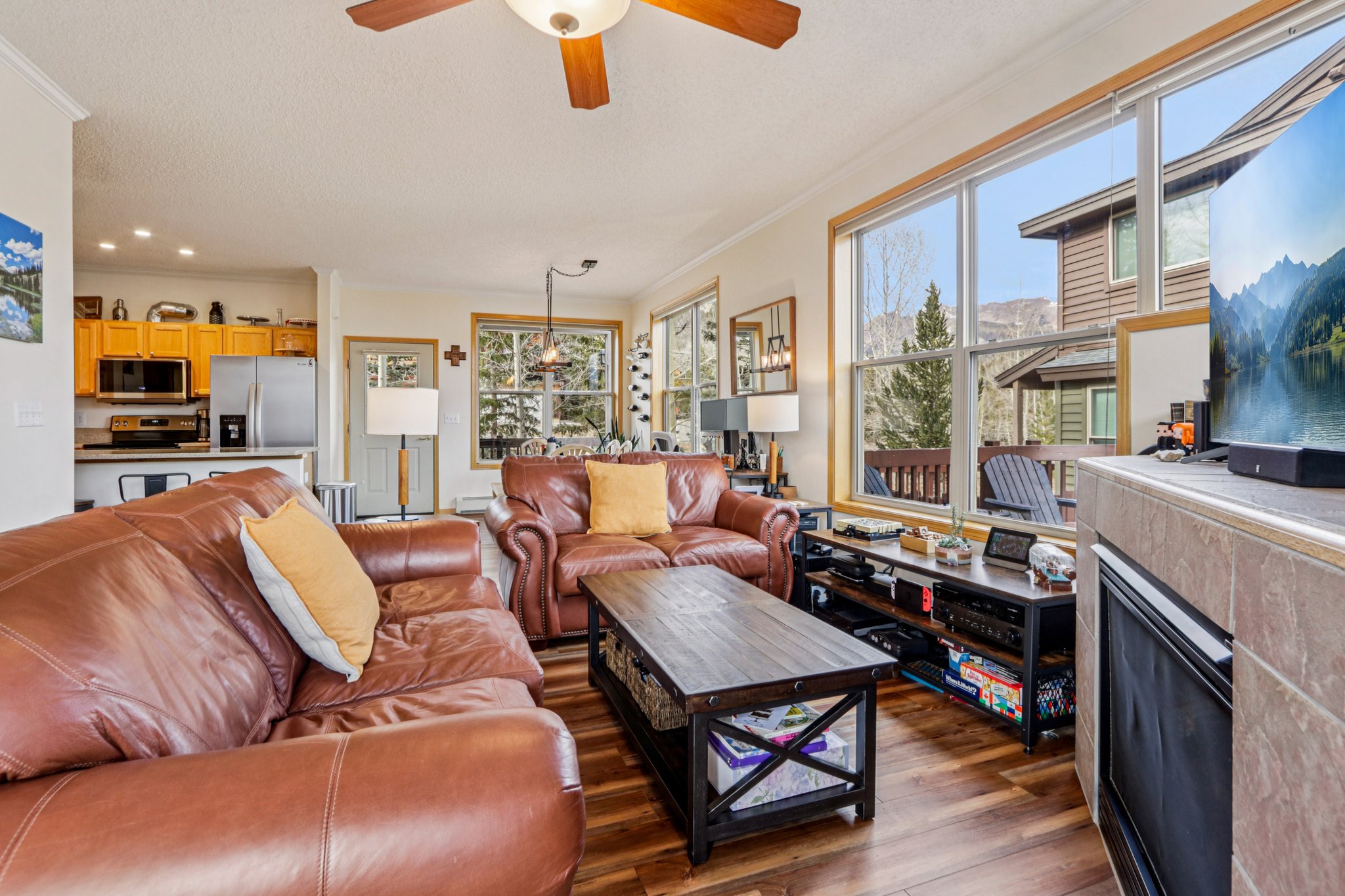 Twenty Grand Ct-S1311-007rr.jpg